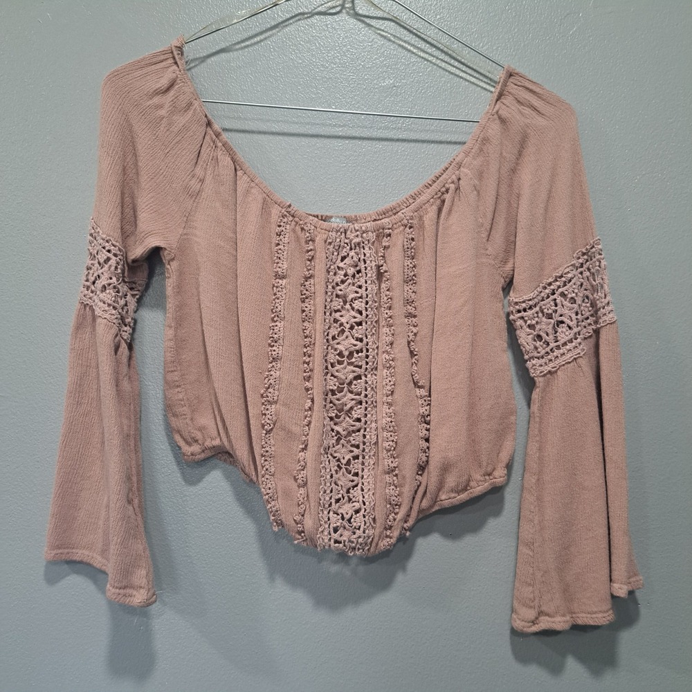 Charlotte Russe Boho Crochet Lace Bell Sleeve Crop Top Mauve Pink Womens Small